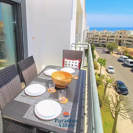 Two Bedroom With Sea Views In Apartment
