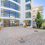 Two Bedroom With Sea Views In Appartement Albufeira
