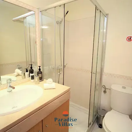 Daire Two Bedroom With Sea Views In Albufeira
