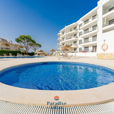Daire Two Bedroom With Sea Views In *