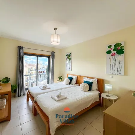 Two Bedroom With Sea Views In Апартаменты
